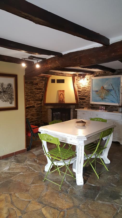 Pension Albergue A Pedra Sarria Buitenkant foto