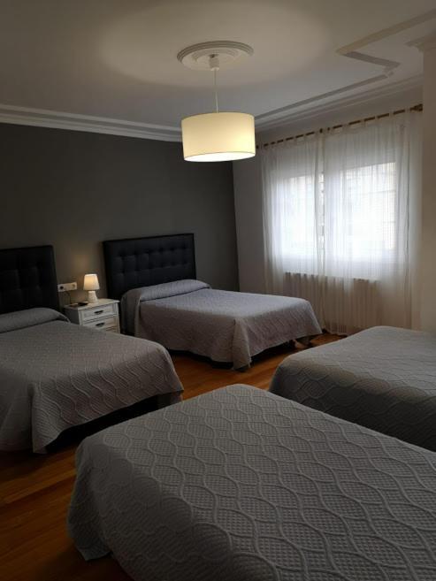 Pension Albergue A Pedra Sarria Buitenkant foto